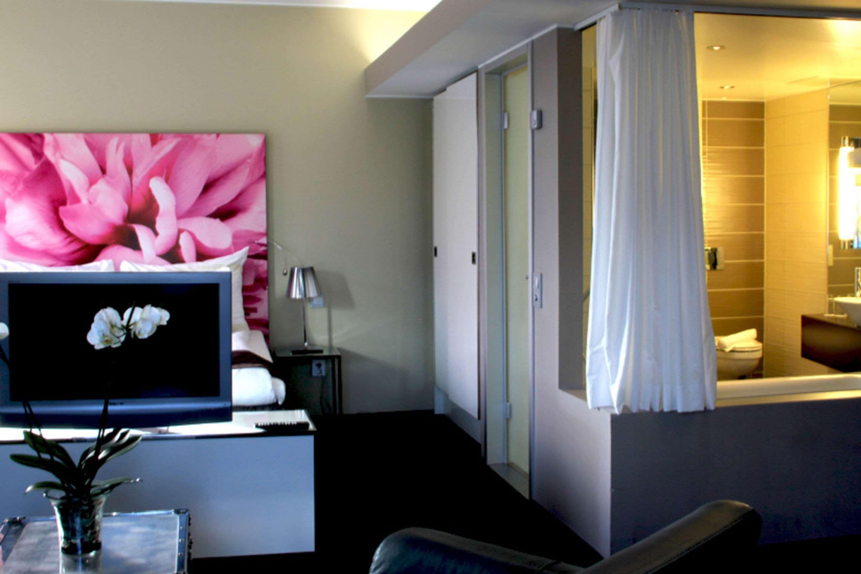 Clarion Hotel Bergen Airport Bagian luar foto